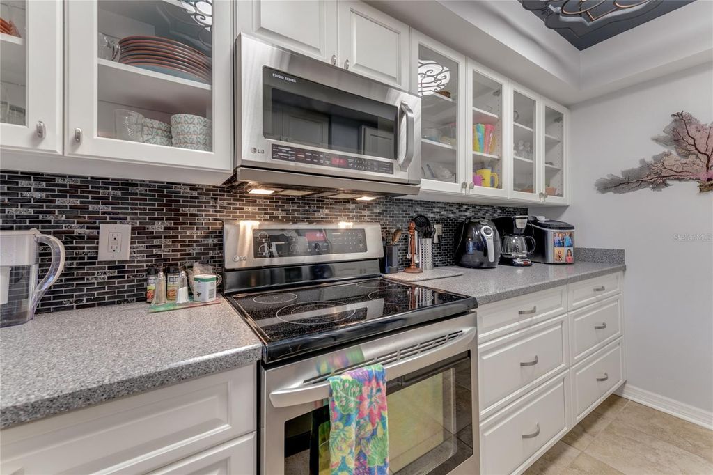 Image 8 of property listing at 113 LAGOON COURT, New Smyrna Beach, FL 32169