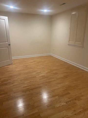 4 Reserve Way D, Burlington, MA 01803