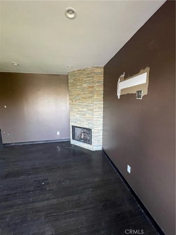 9275 Flicker, Los Angeles, CA 90069