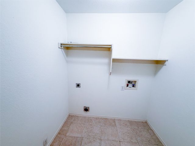 1737 White Feather Lane, Fort Worth, TX 76131