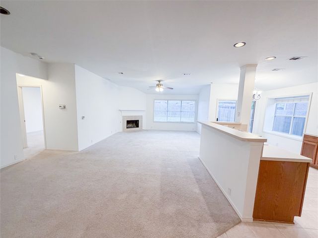 1737 White Feather Lane, Fort Worth, TX 76131