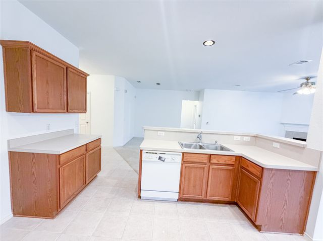 1737 White Feather Lane, Fort Worth, TX 76131