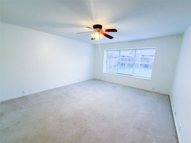 1737 White Feather Lane, Fort Worth, TX 76131