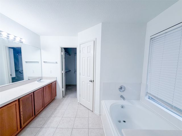 1737 White Feather Lane, Fort Worth, TX 76131