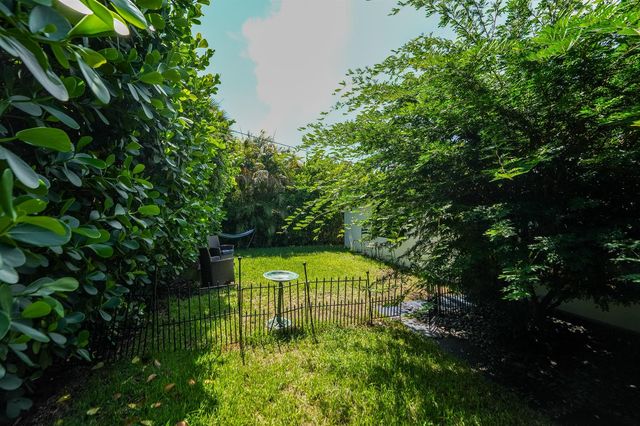 722 Greenbriar Drive, Lake Park, FL 33403