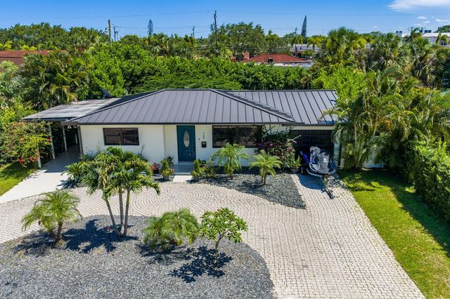 722 Greenbriar Drive, Lake Park, FL 33403