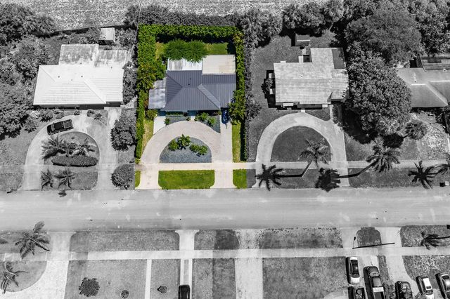 722 Greenbriar Drive, Lake Park, FL 33403