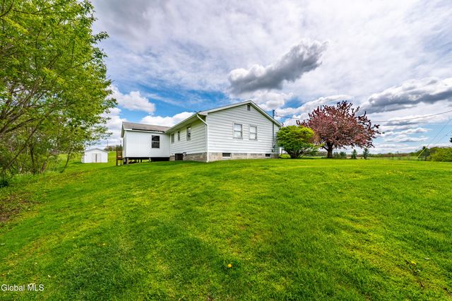 57 Casey Road, Schaghticoke, NY 12154
