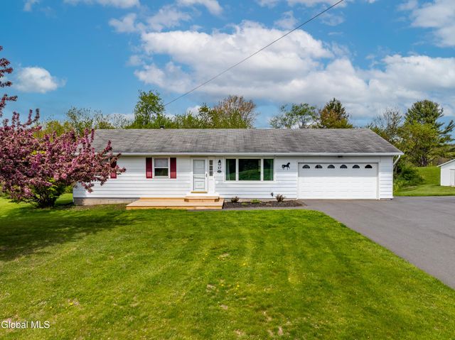 57 Casey Road, Schaghticoke, NY 12154