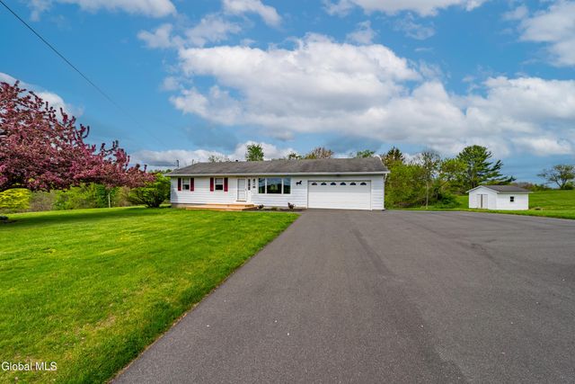 57 Casey Road, Schaghticoke, NY 12154