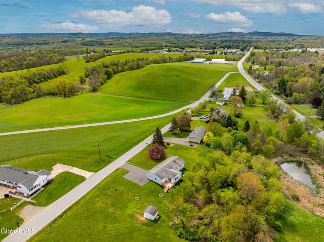 57 Casey Road, Schaghticoke, NY 12154