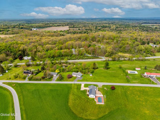 57 Casey Road, Schaghticoke, NY 12154