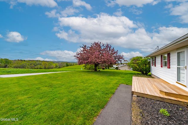 57 Casey Road, Schaghticoke, NY 12154