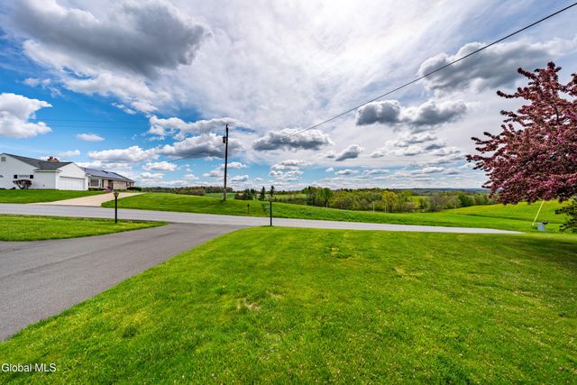 57 Casey Road, Schaghticoke, NY 12154