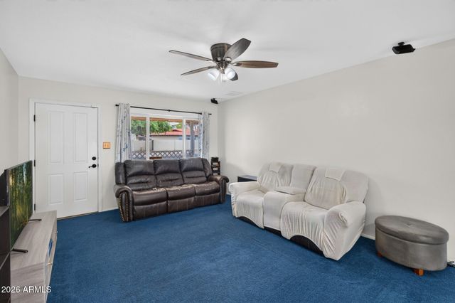 2029 W SUNNYSIDE Avenue, Phoenix, AZ 85029