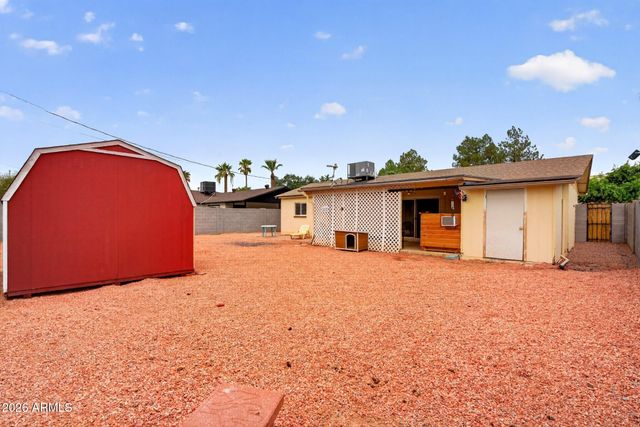 2029 W SUNNYSIDE Avenue, Phoenix, AZ 85029