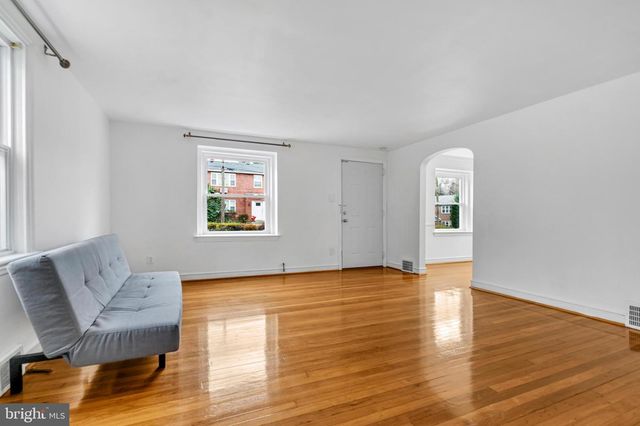 29 SCHOOL LN, Springfield, PA 19064