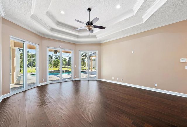 8480 Man O War Road, Palm Beach Gardens, FL 33418