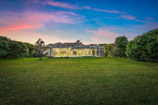 8480 Man O War Road, Palm Beach Gardens, FL 33418