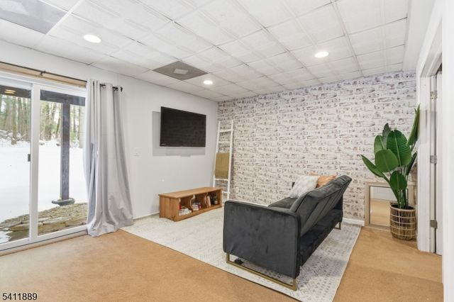 417 Deer Field Ln, Montague Twp., NJ 07827