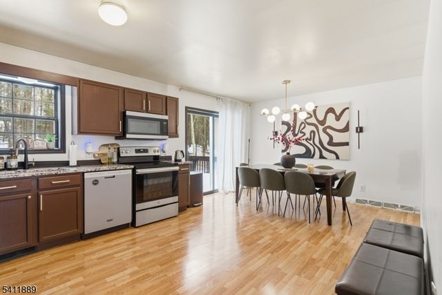 417 Deer Field Ln, Montague Twp., NJ 07827