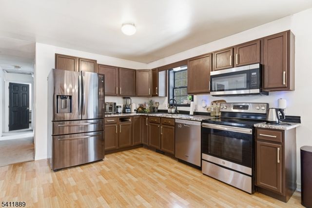 417 Deer Field Ln, Montague Twp., NJ 07827