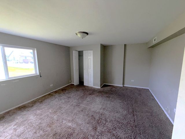 5244 Bentgrass Avenue, Richton Park, IL 60471