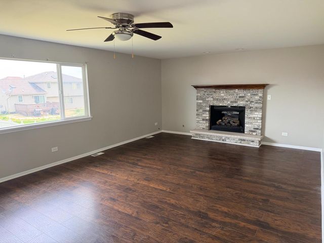 5244 Bentgrass Avenue, Richton Park, IL 60471