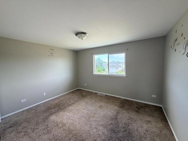 5244 Bentgrass Avenue, Richton Park, IL 60471