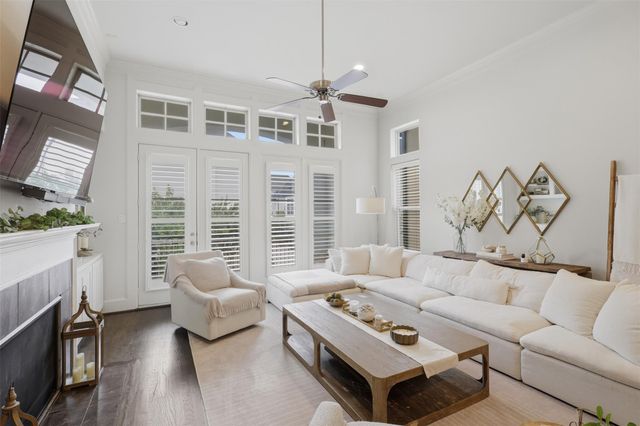 1665 Upland Lakes, Houston, TX 77043