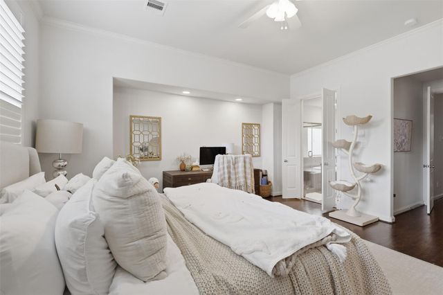 1665 Upland Lakes, Houston, TX 77043