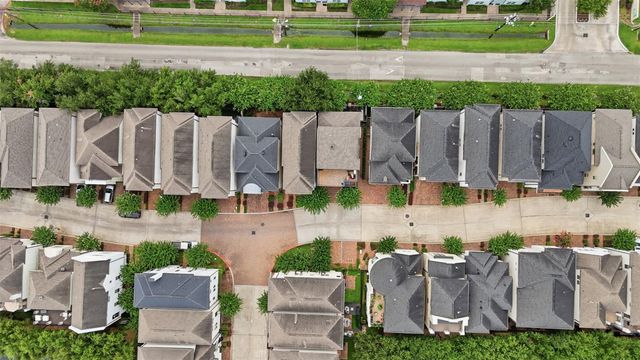 1665 Upland Lakes, Houston, TX 77043