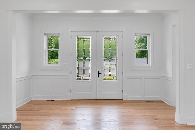 2817 DEREK RD, Alexandria, VA 22306