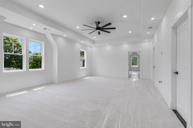 2817 DEREK RD, Alexandria, VA 22306