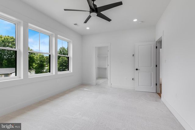 2817 DEREK RD, Alexandria, VA 22306