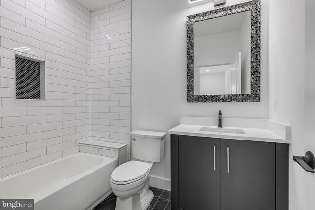 2817 DEREK RD, Alexandria, VA 22306