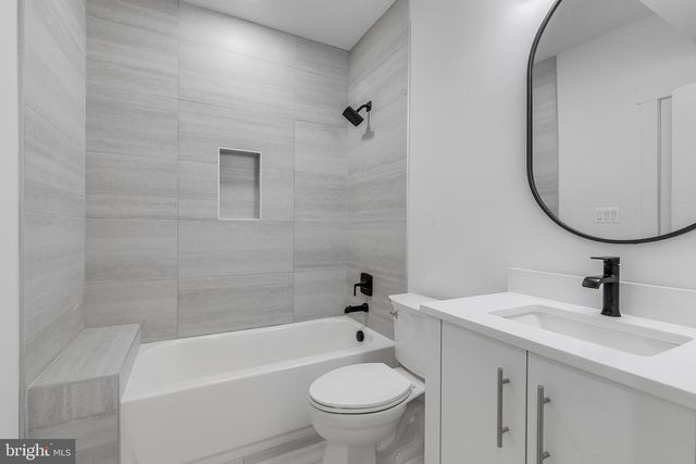 2817 DEREK RD, Alexandria, VA 22306