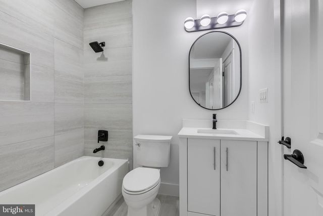 2817 DEREK RD, Alexandria, VA 22306