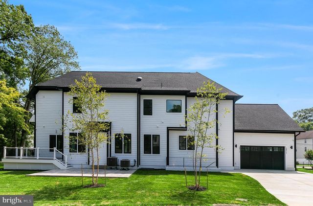 2817 DEREK RD, Alexandria, VA 22306