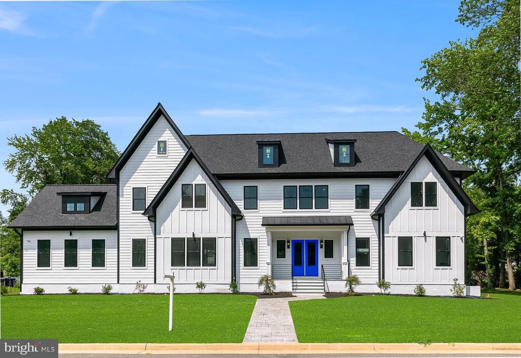 2817 DEREK RD, Alexandria, VA 22306