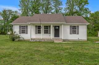 322 E Airport Dr, Mcminnville, TN 37110