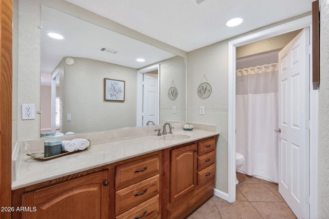 10702 W WEDGEWOOD Drive, Sun City, AZ 85351