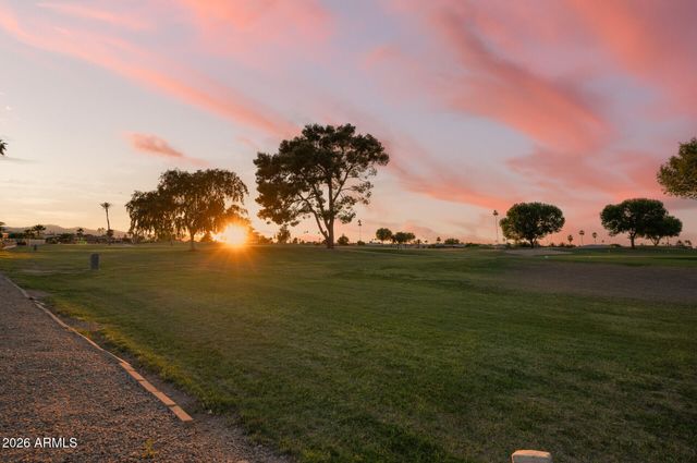 10702 W WEDGEWOOD Drive, Sun City, AZ 85351