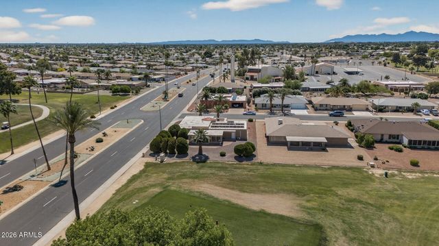 10702 W WEDGEWOOD Drive, Sun City, AZ 85351