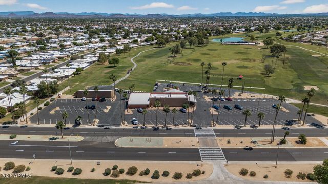 10702 W WEDGEWOOD Drive, Sun City, AZ 85351