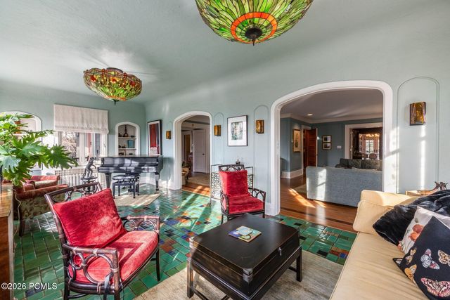 1175 E 2nd Avenue, Salt Lake City, UT 84103