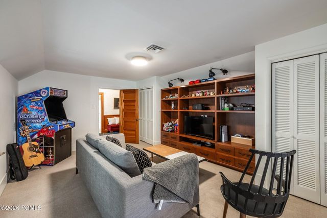 1175 E 2nd Avenue, Salt Lake City, UT 84103