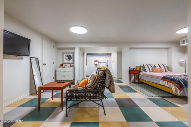 1175 E 2nd Avenue, Salt Lake City, UT 84103