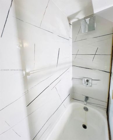 410 SE 2nd St 210, Hallandale Beach, FL 33009