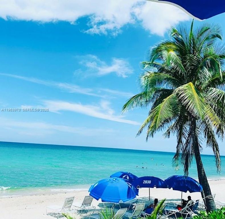 410 SE 2nd St 210, Hallandale Beach, FL 33009